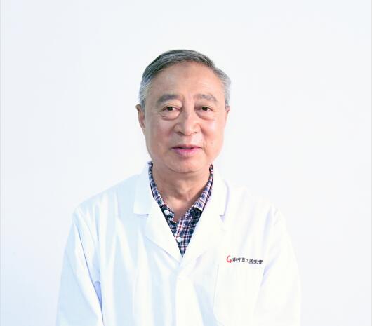 龙家俊