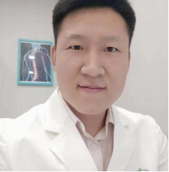 岳少鹏